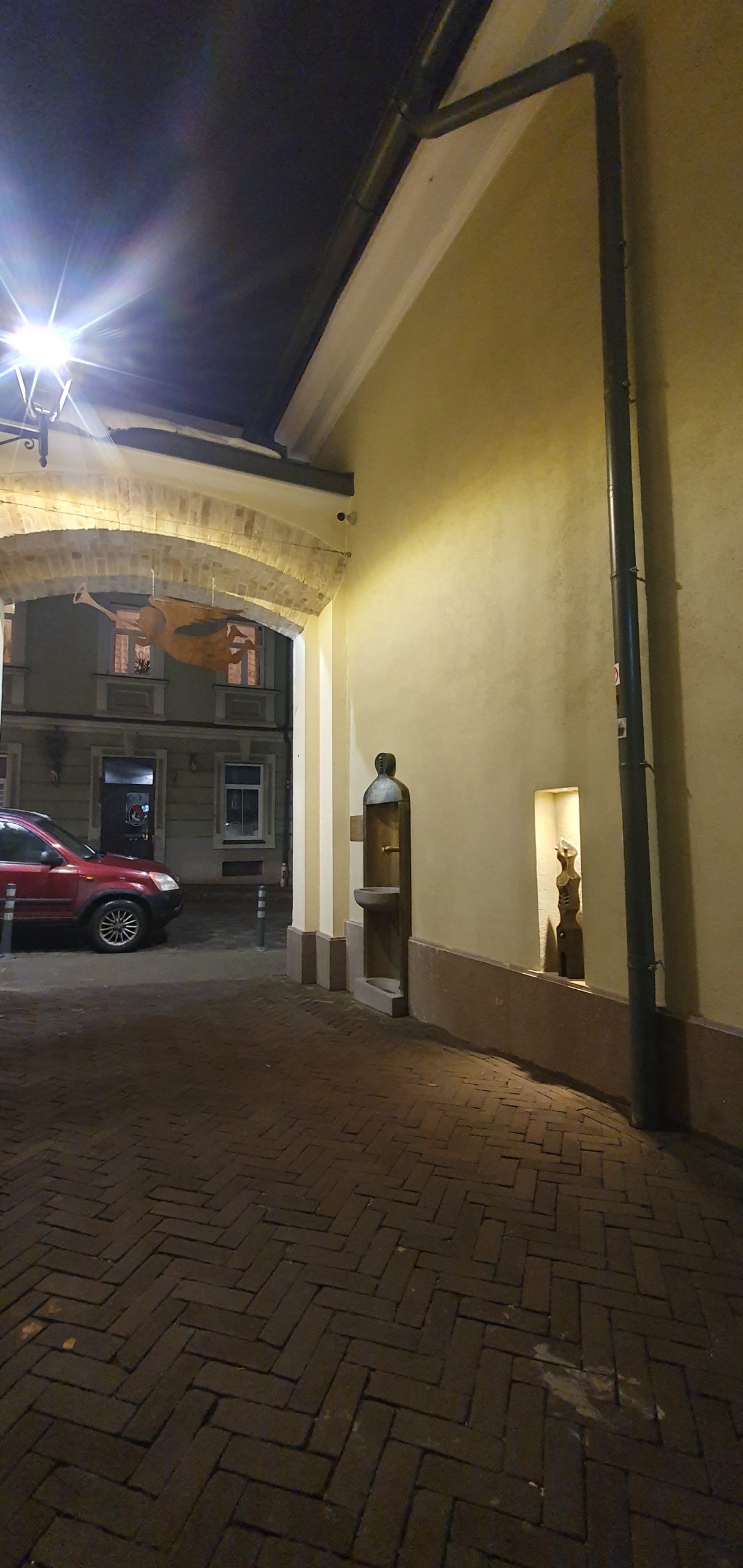 20221130_183603-scaled-1